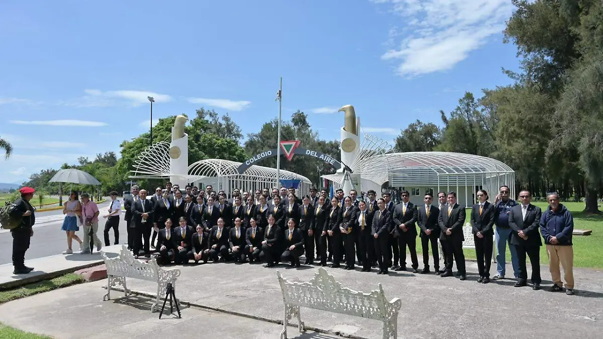 escolta banda guerra umsnh
