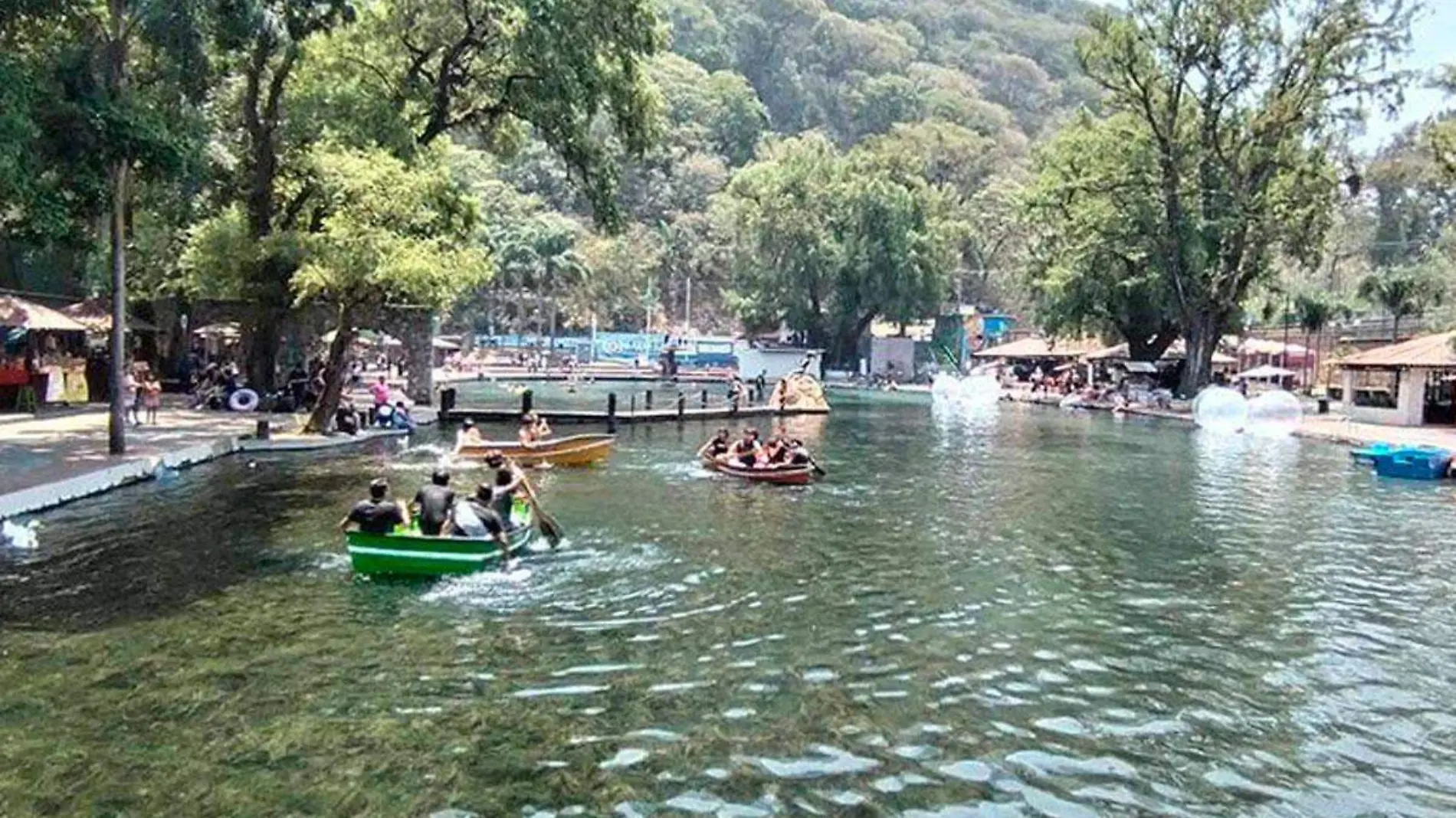 Ojo-de-agua-en-Orizaba-se-llena-de-visitantes