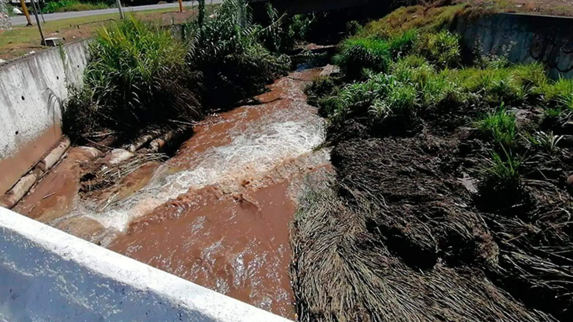 Dezasolve-del-río-chiquito-de-Nogales