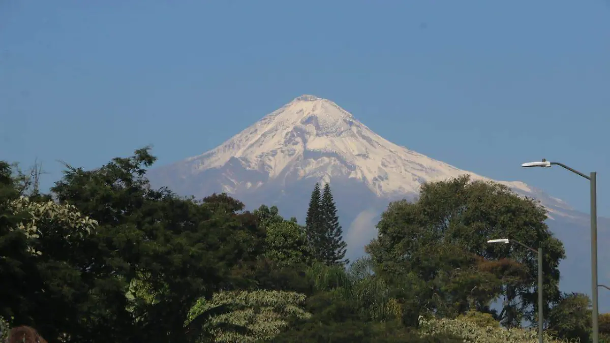 Todos lo vemos, pero ¿de qué está hecho el Pico de Orizaba?