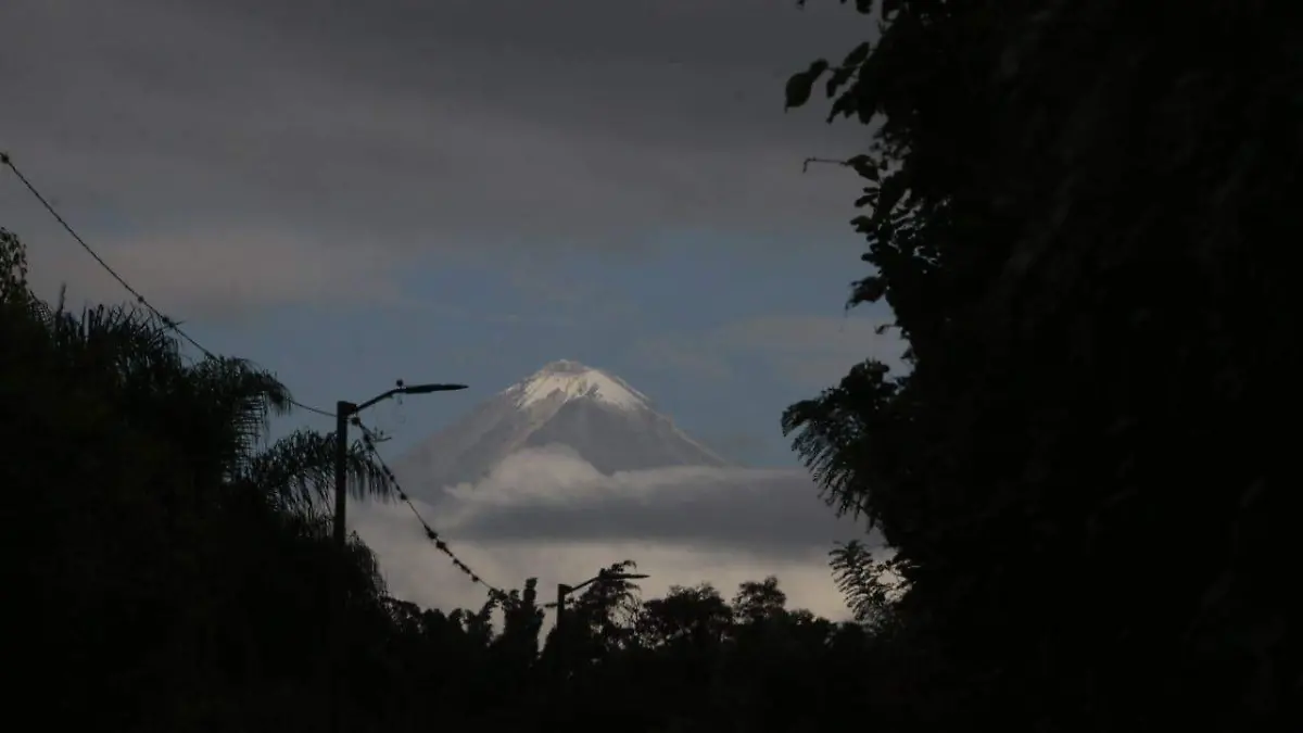 Todos lo vemos, pero ¿de qué está hecho el Pico de Orizaba?