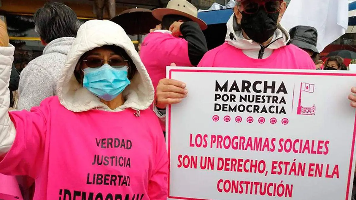 Marcha-por-la-democracia-en-Orizaba