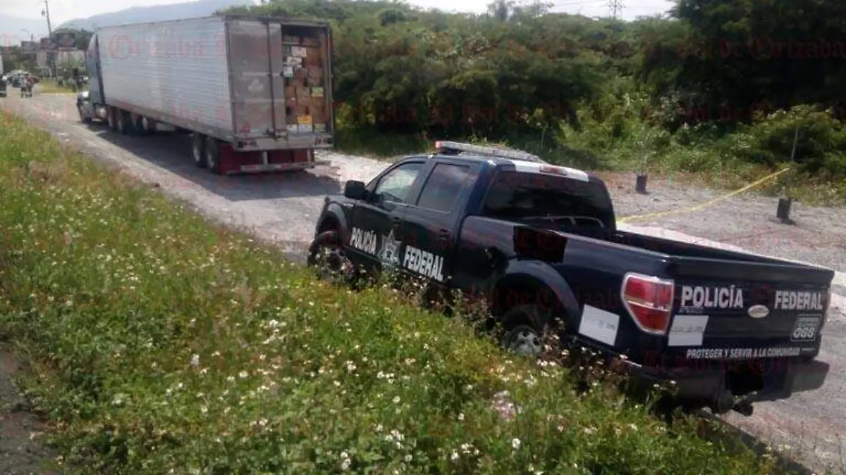 policía