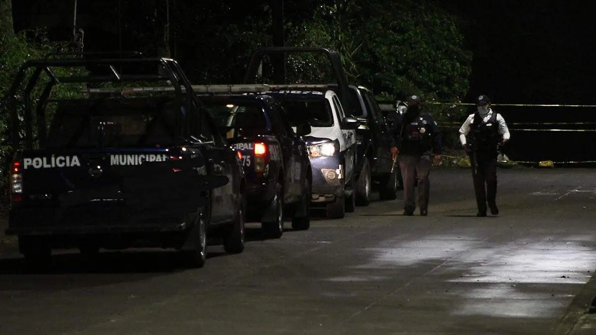 Dos-hombres-son-asesinados-en-Ixhuatlan-del-Cafe-y-Tlaquilpa