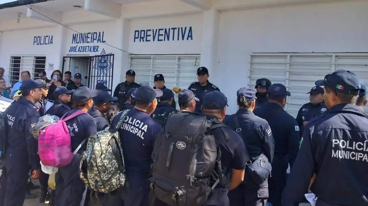 Policías de Azueta