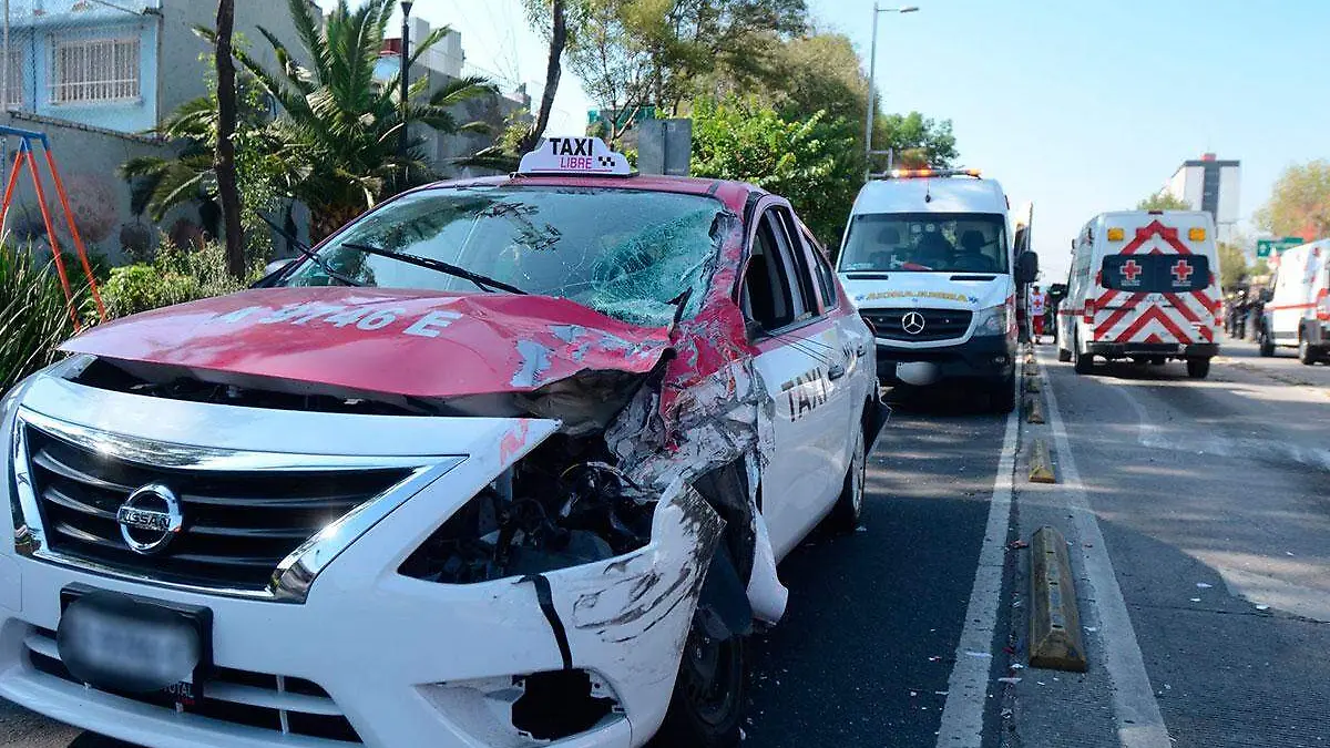 774996_Colonia-Guerrero-Choque-Ambulancia-3_web