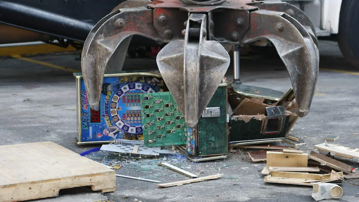 601572_Mancera Destruccion Material Apocrifo-2_web