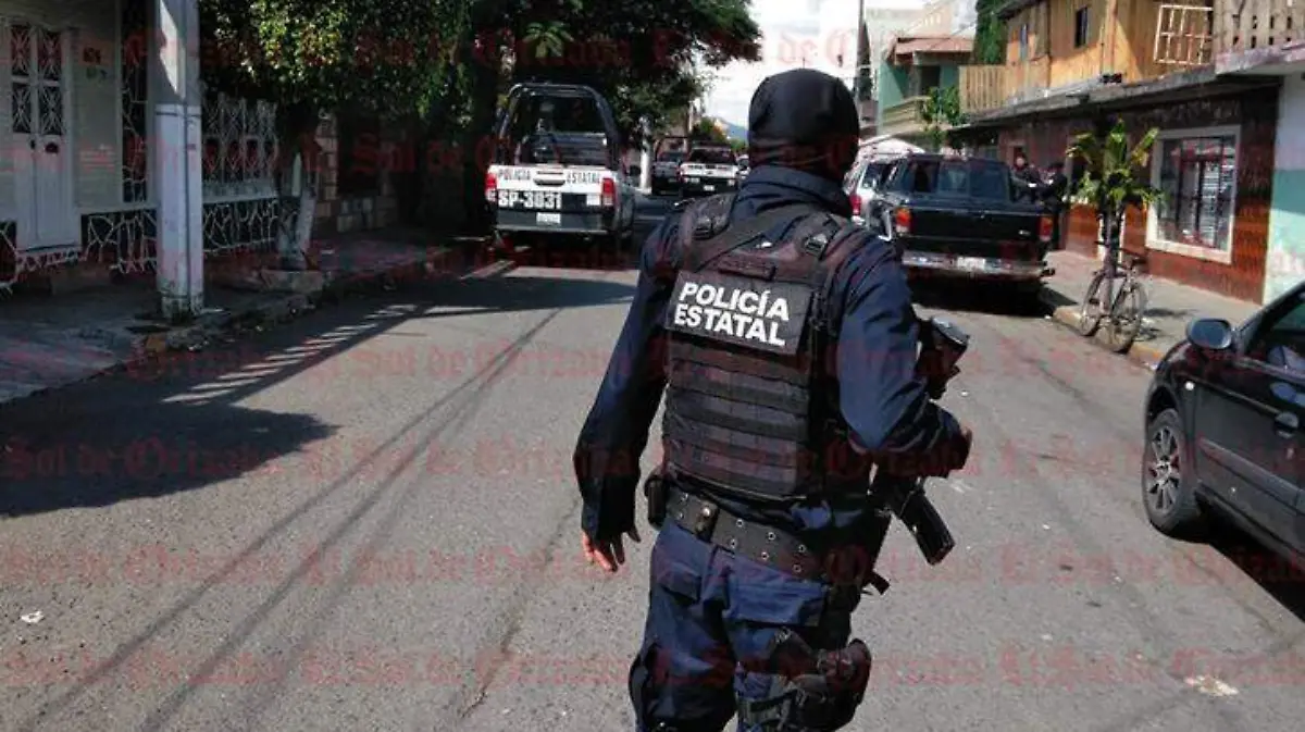 policía