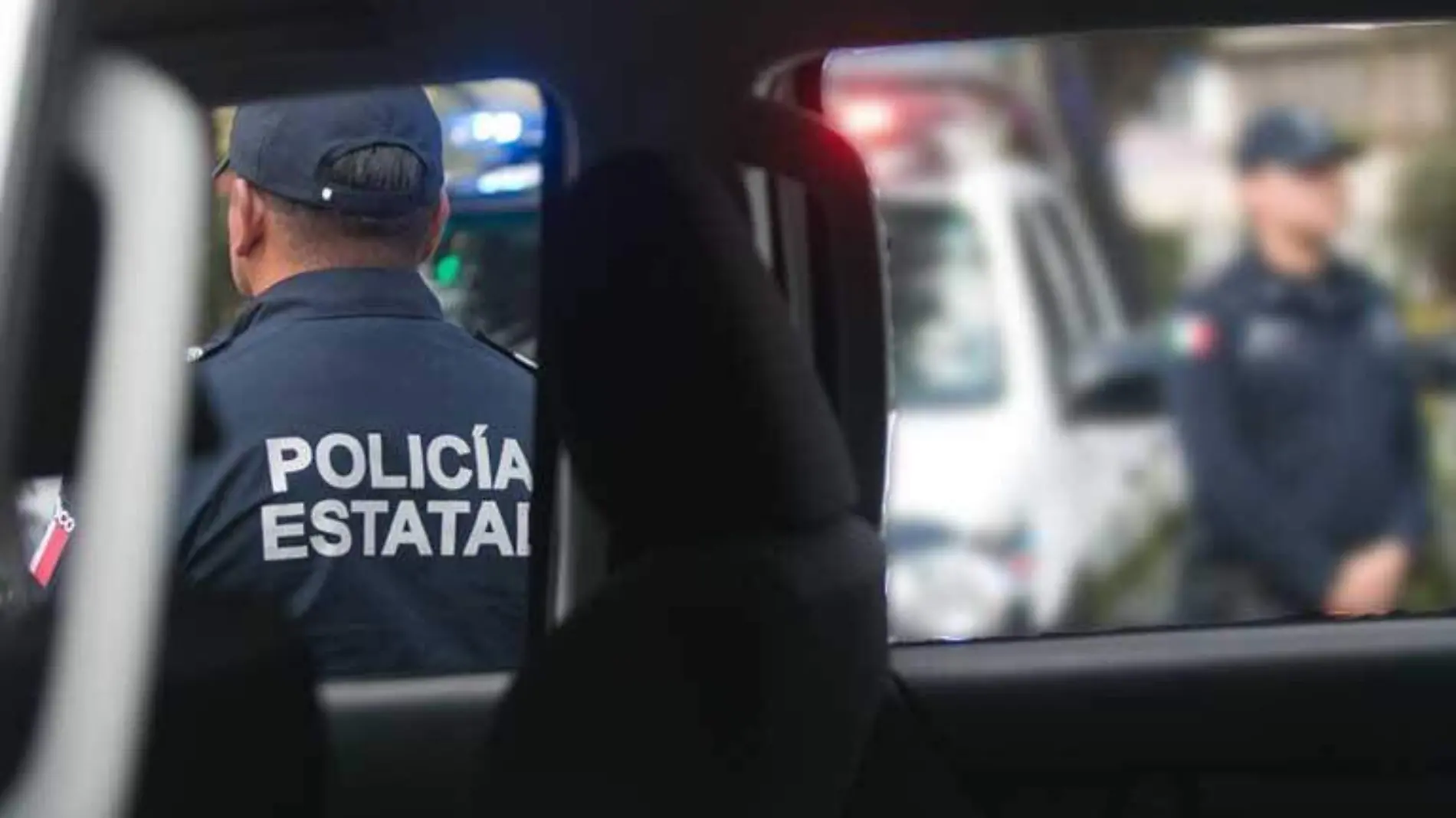 Policías