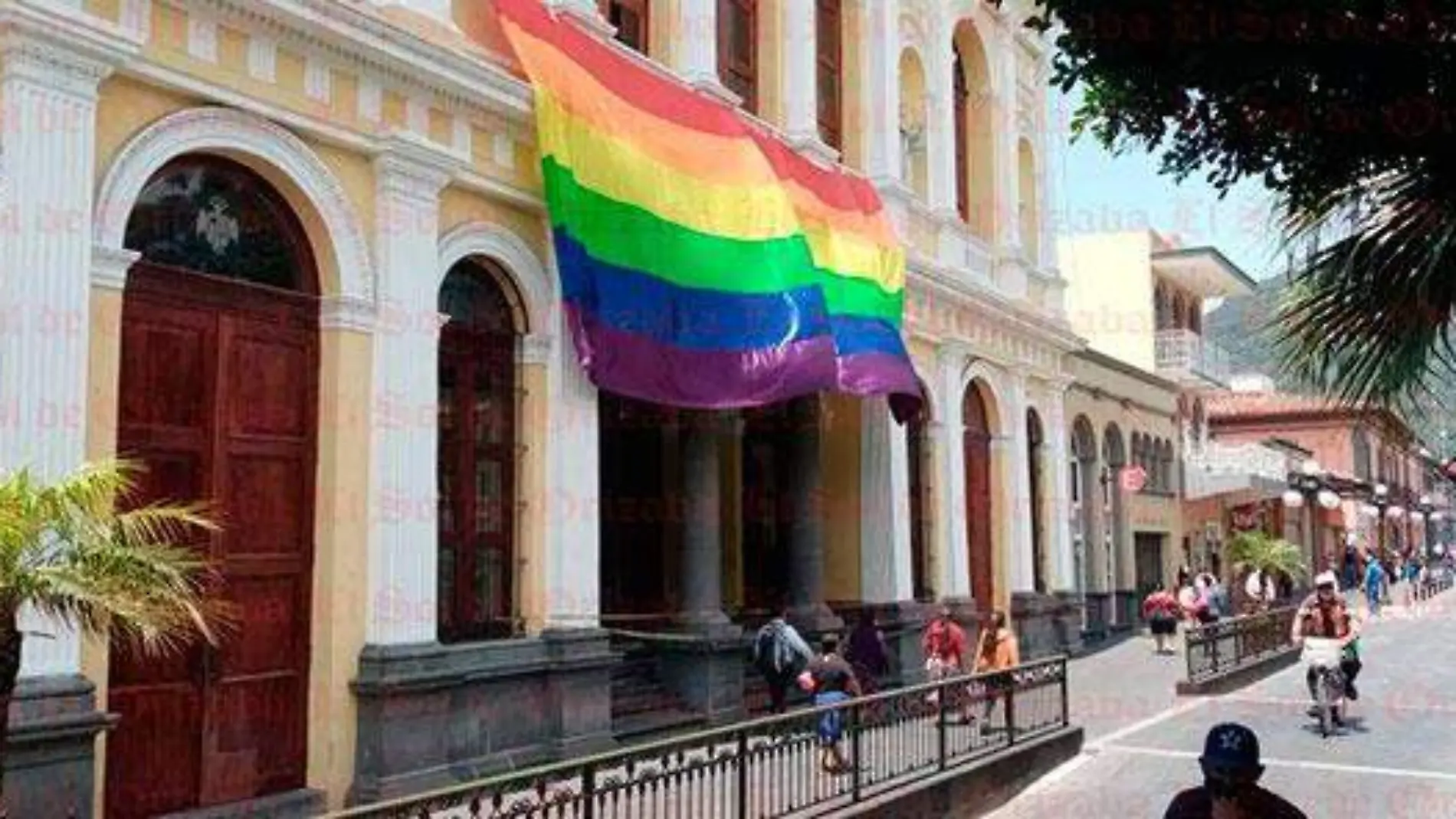 bandera-GAY1