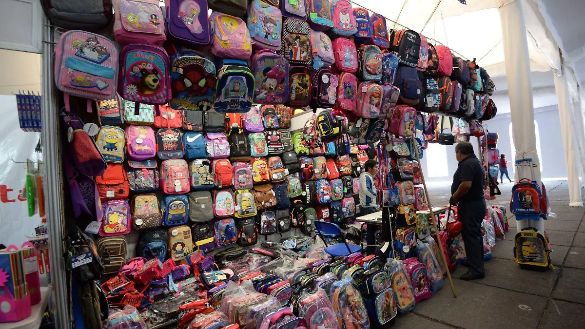 La Profeco recuerda que hay variedad en marcas y precios de productos escolares