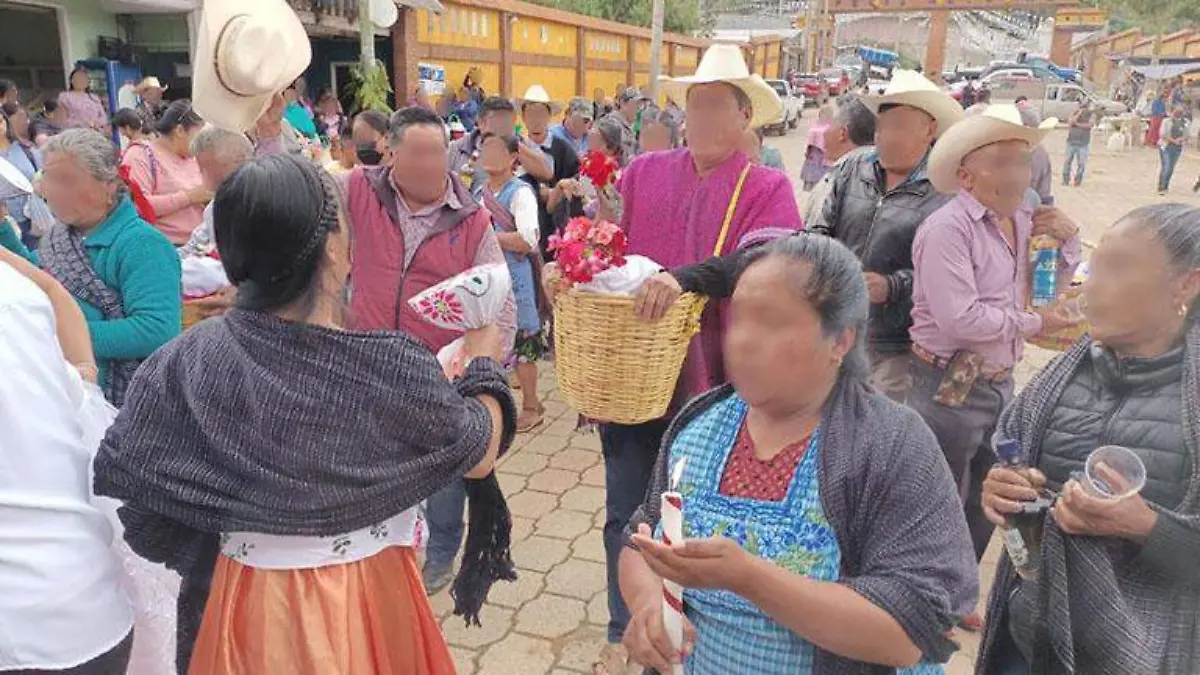 Pobladores de Soledad Atzompa