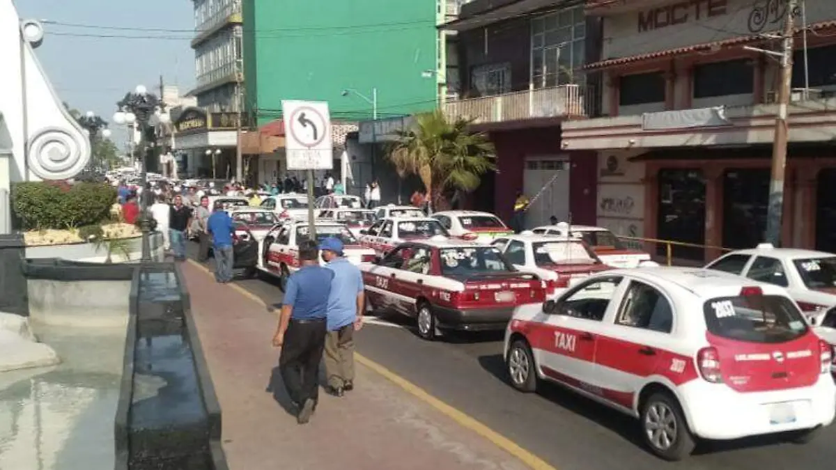 Bloqueo taxistas2