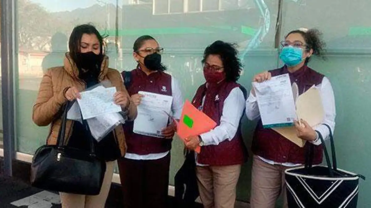 Cuatro trabajadoras del SAT en el Módulo de Orizaba, denunciaron ante los medios de comunicación su despido injustificado