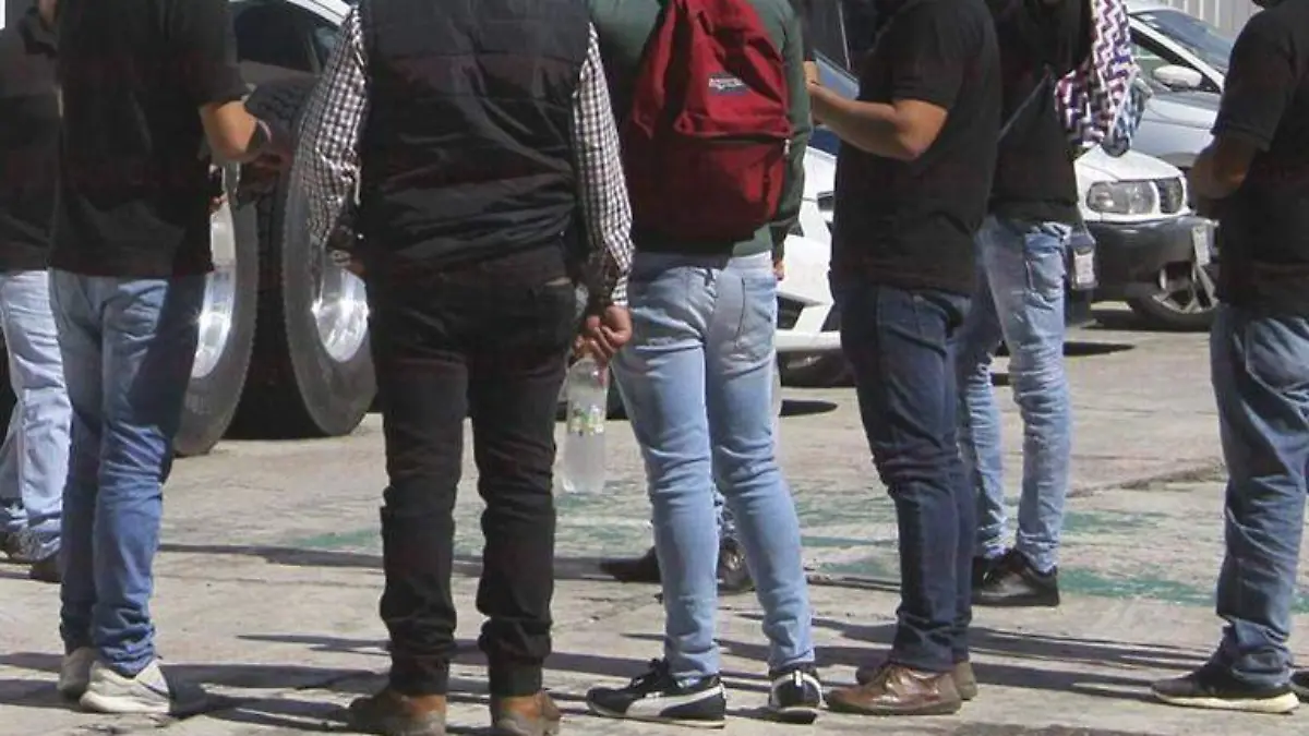 TRABAJADORES