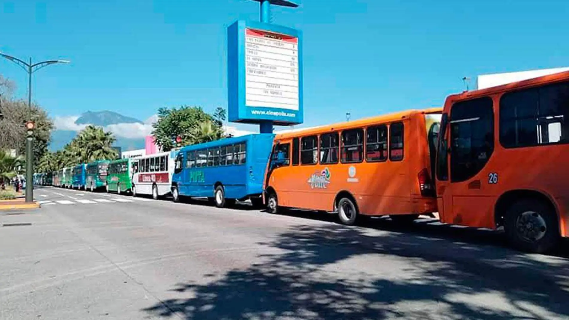 Manifestacion-del-transporte-publico-en-Orizaba