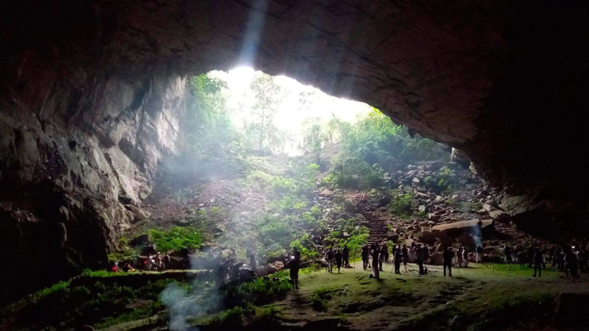 al interior del sótano los turistas podrán disfrutar de una parte en donde el agua alcanza los niveles del techo formando un sifón