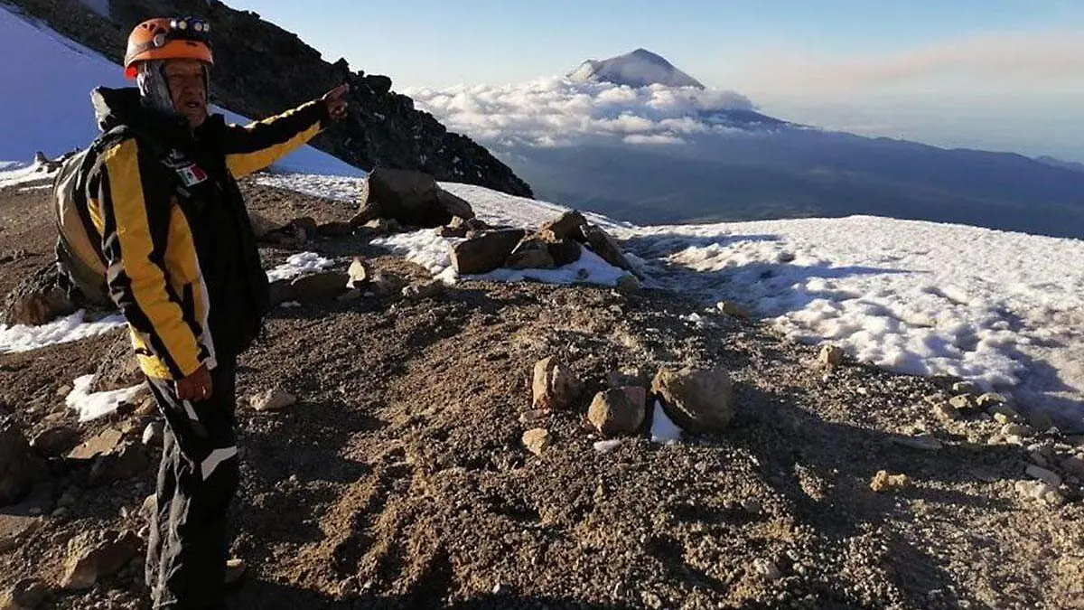 Arturo-Colorado-Flores-es-alpinista-desde-hace-mas-de-cuatro-decadas