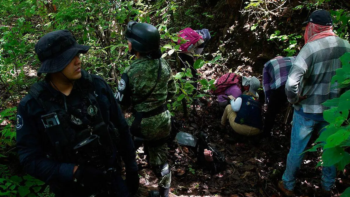 769977_Búsqueda-Fosas-Clandestinas-Tacambaro-4_web