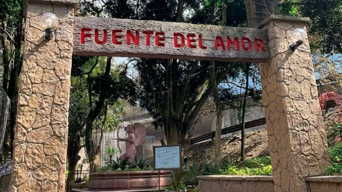 Historia-de-la-fuente-del-amor-en-Nogales