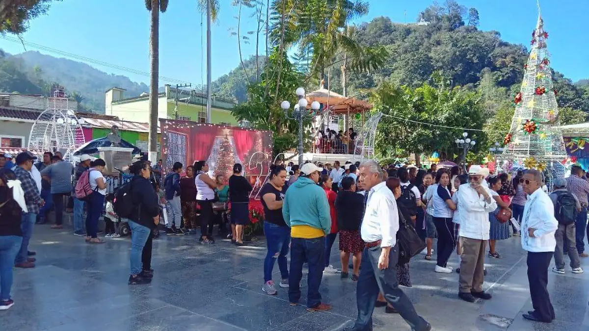 Homenaje a diputado federal de Zongolica Benito Aguas