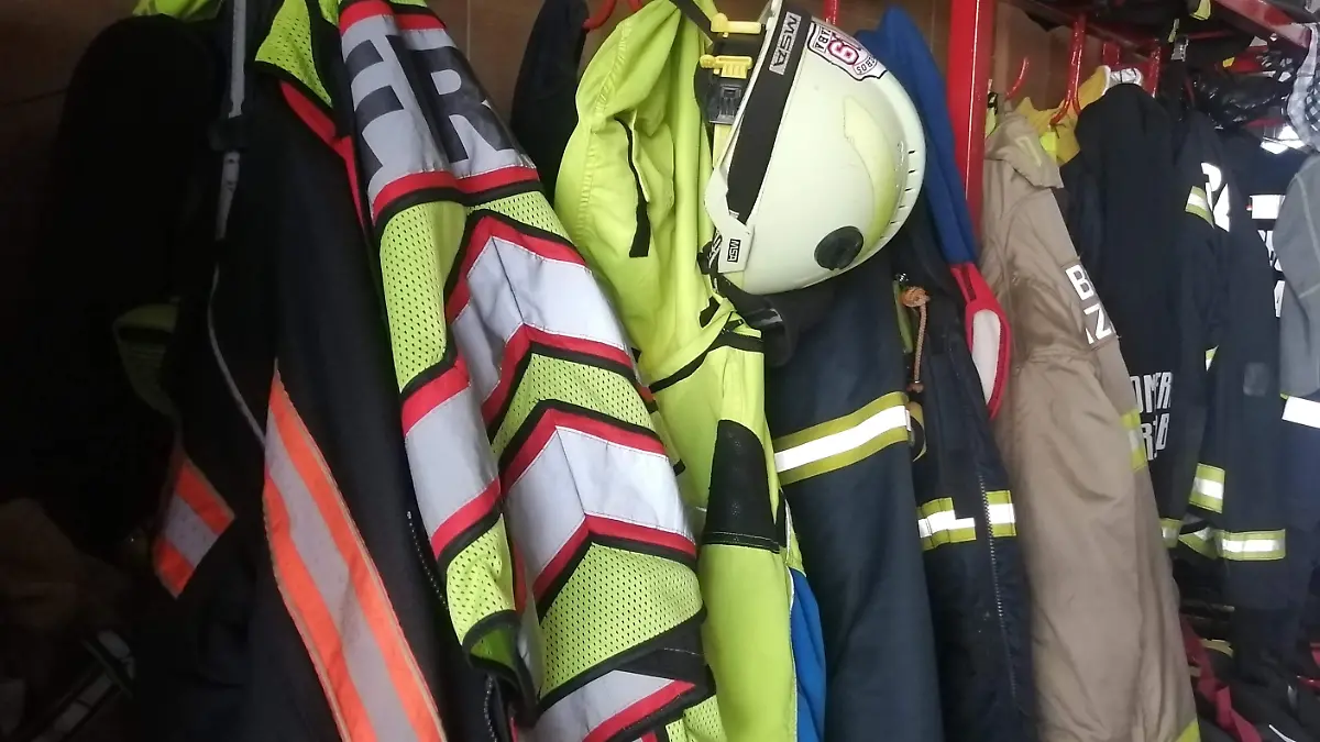 APOYO DE BOMBEROS A IXTACZOQUITLÁN