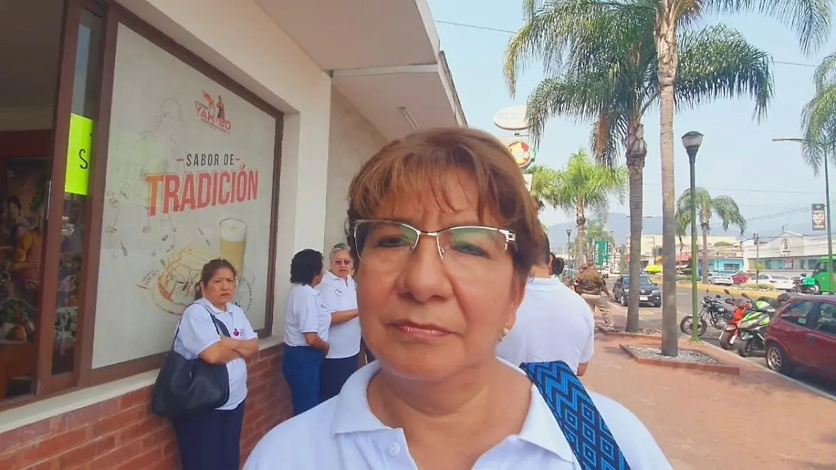 Dulce María Guevara Martínez (representante sindical del SNTEA (IVEA Orizaba)