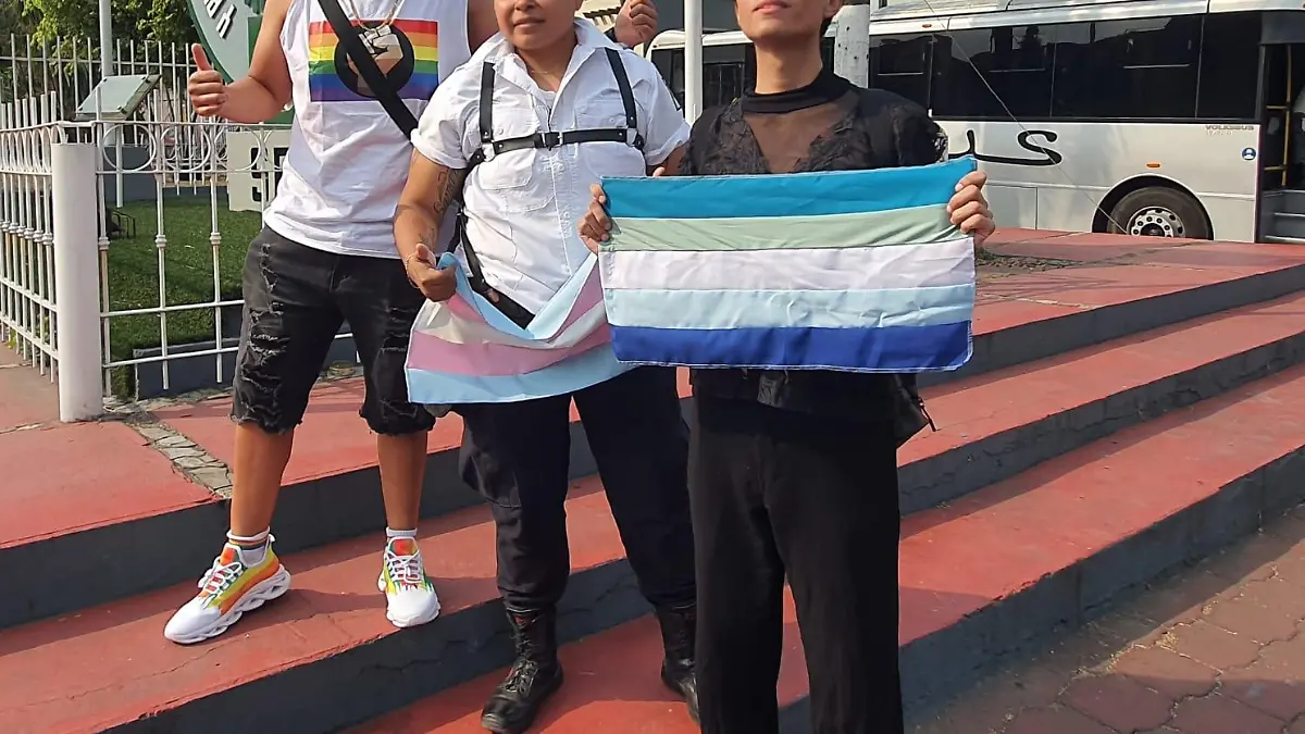 LGBT-2