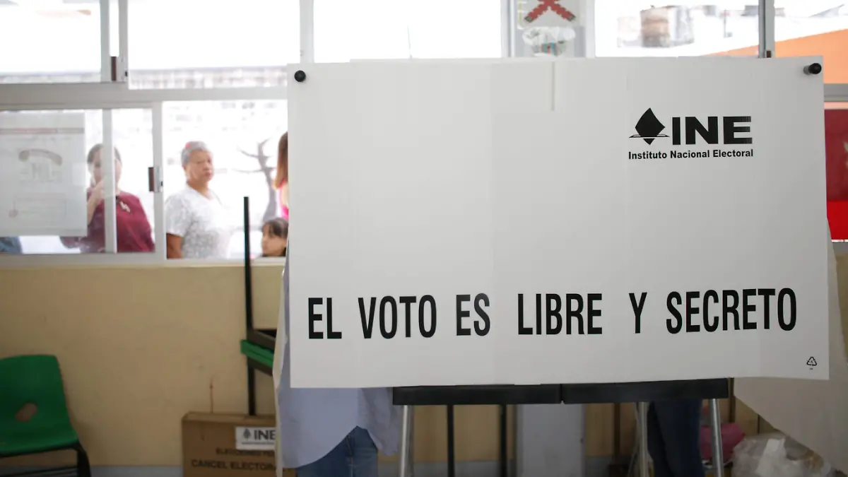 Paridad-elecciones-voto-RicardoMtz (3)