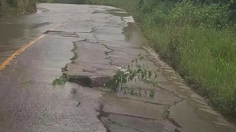 carretera a Tlaquilpa