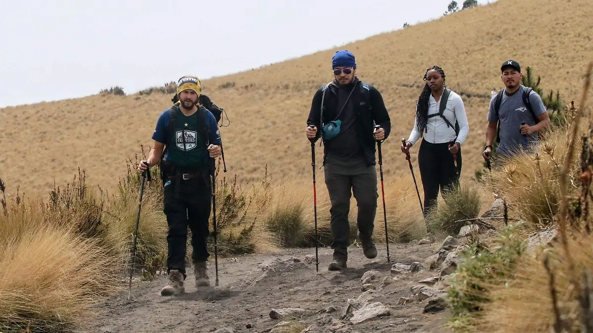 1024773_Parque Nacional Iztaccihuatl Popocatepetl_web