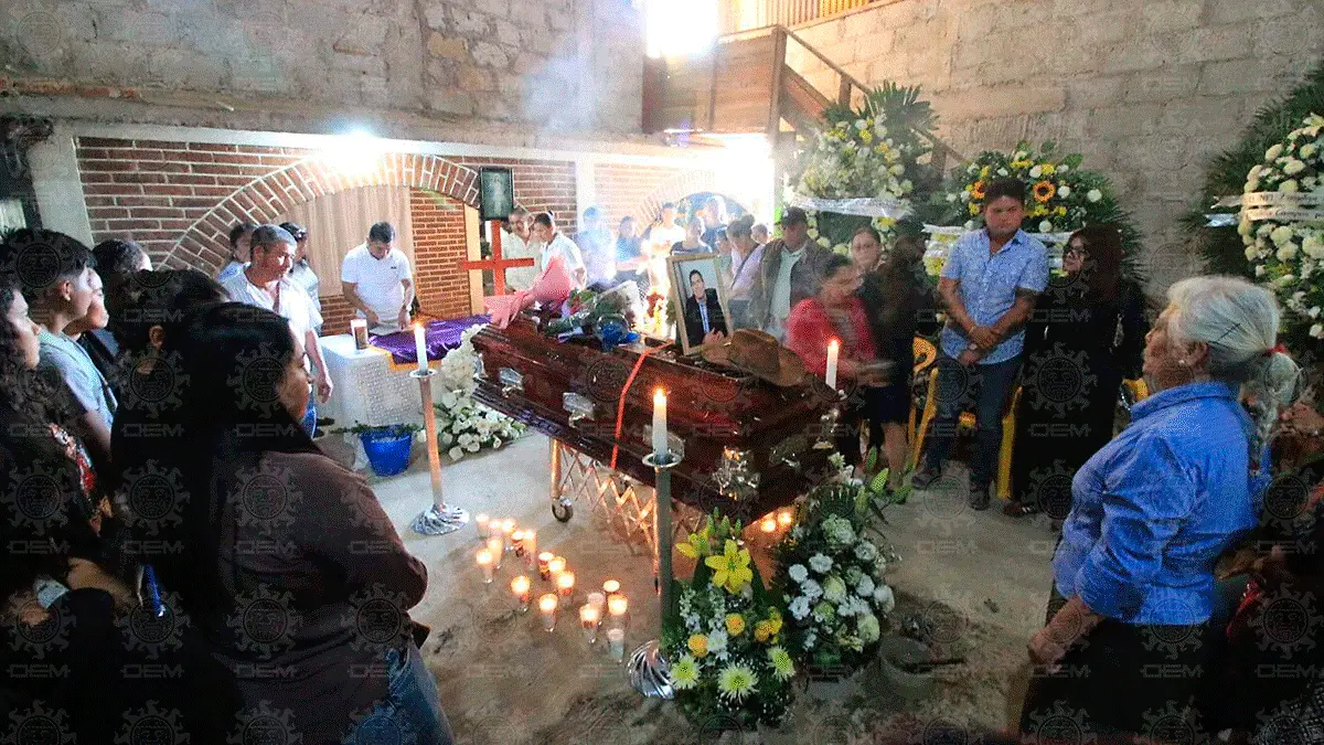 Velorio-Juan-Carlos-Mezhua-Campos