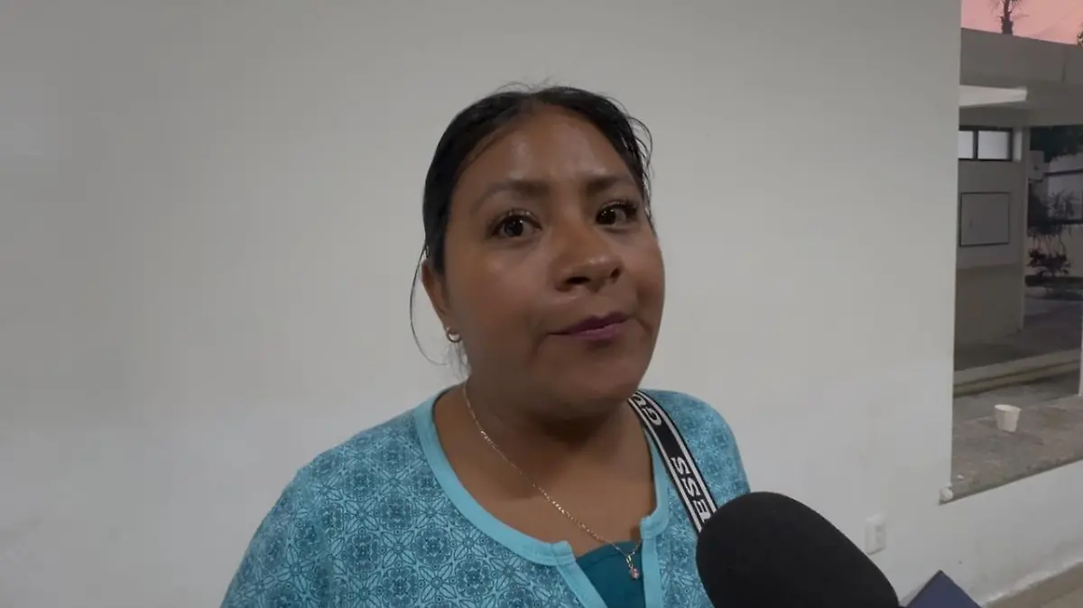 Elizabeth Guevara Mitzi-2