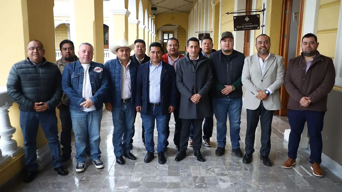 Autoridades municipales de la zona de las Altas Montañas se reunieron este jueves en el Palacio de Orizaba
