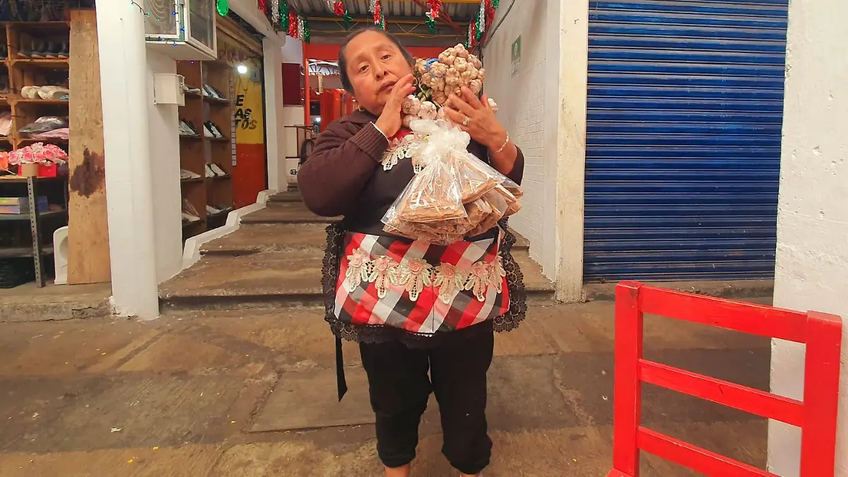 Minerva Solano Algalán (comerciante ambulante)