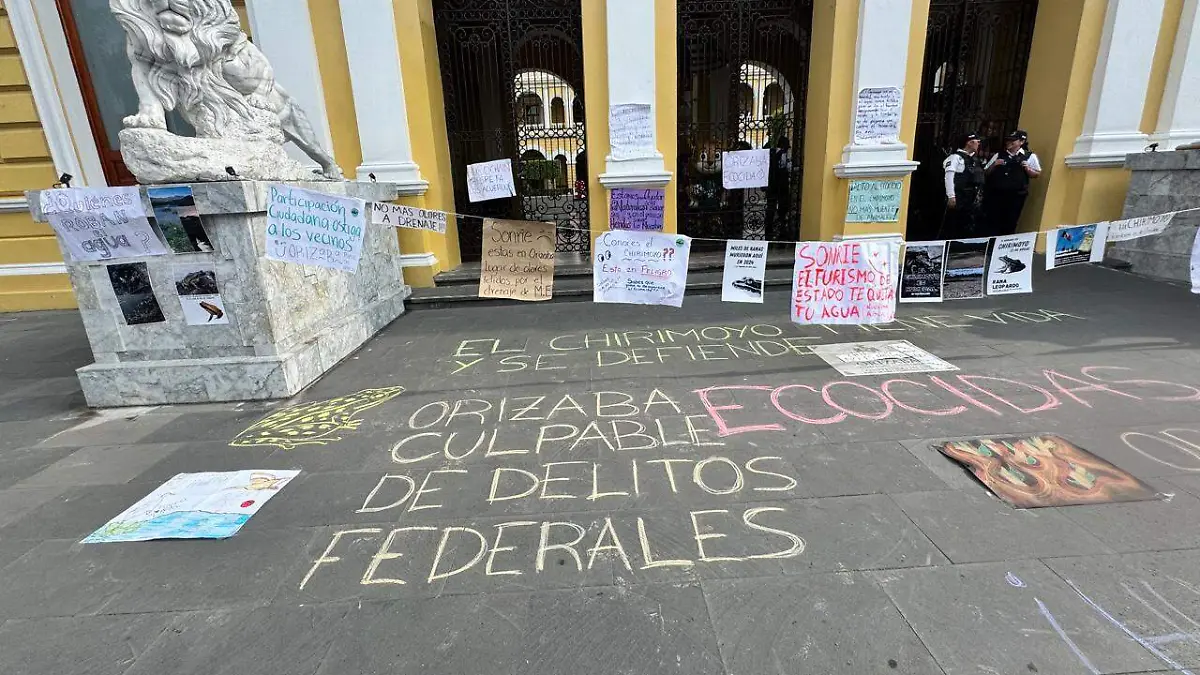 Manifestación para proteger Laguna Chirimoyo 