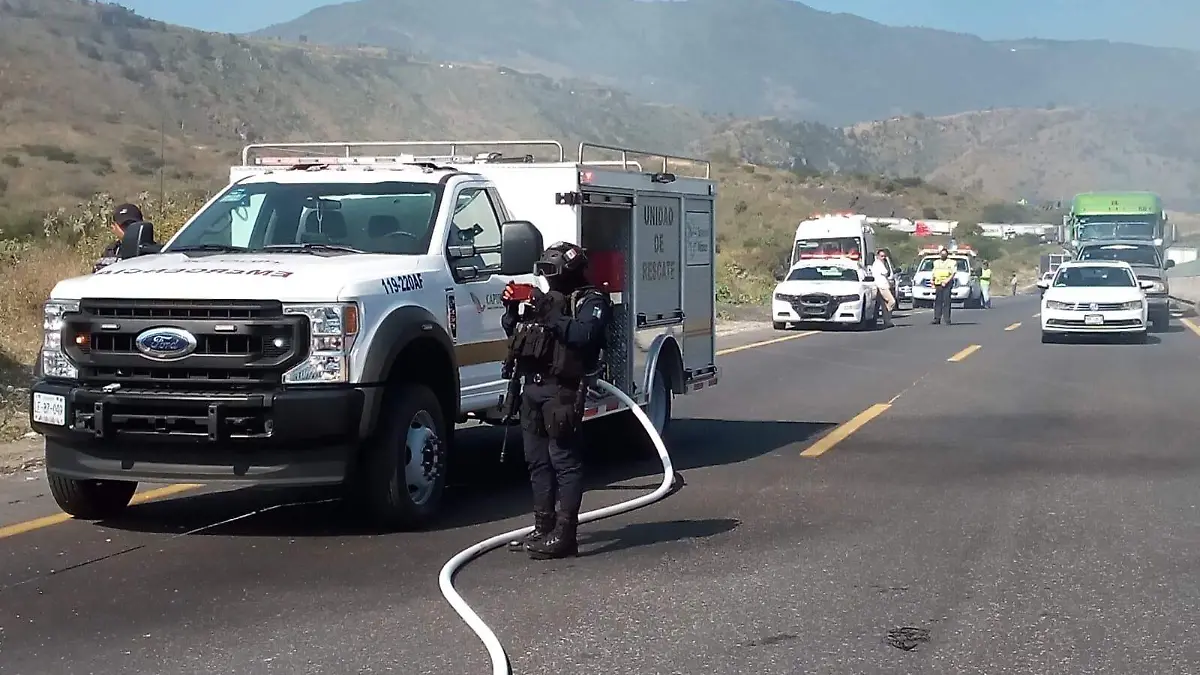 2b92f921-923c-4caf-b792-7008b220bb82