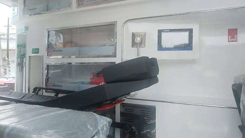 Nueva ambulancia gratuita en Camerino Z. Mendoza