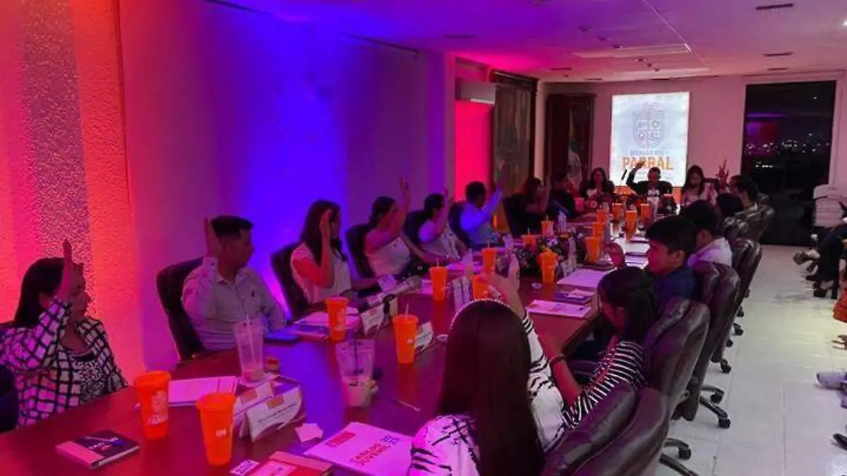 Cabildo... archivo el sol de parral