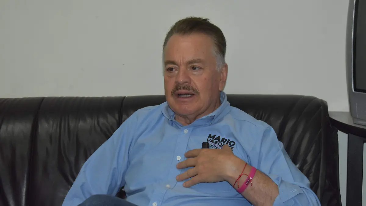 MARIO- ISAAC MOLINA (2)