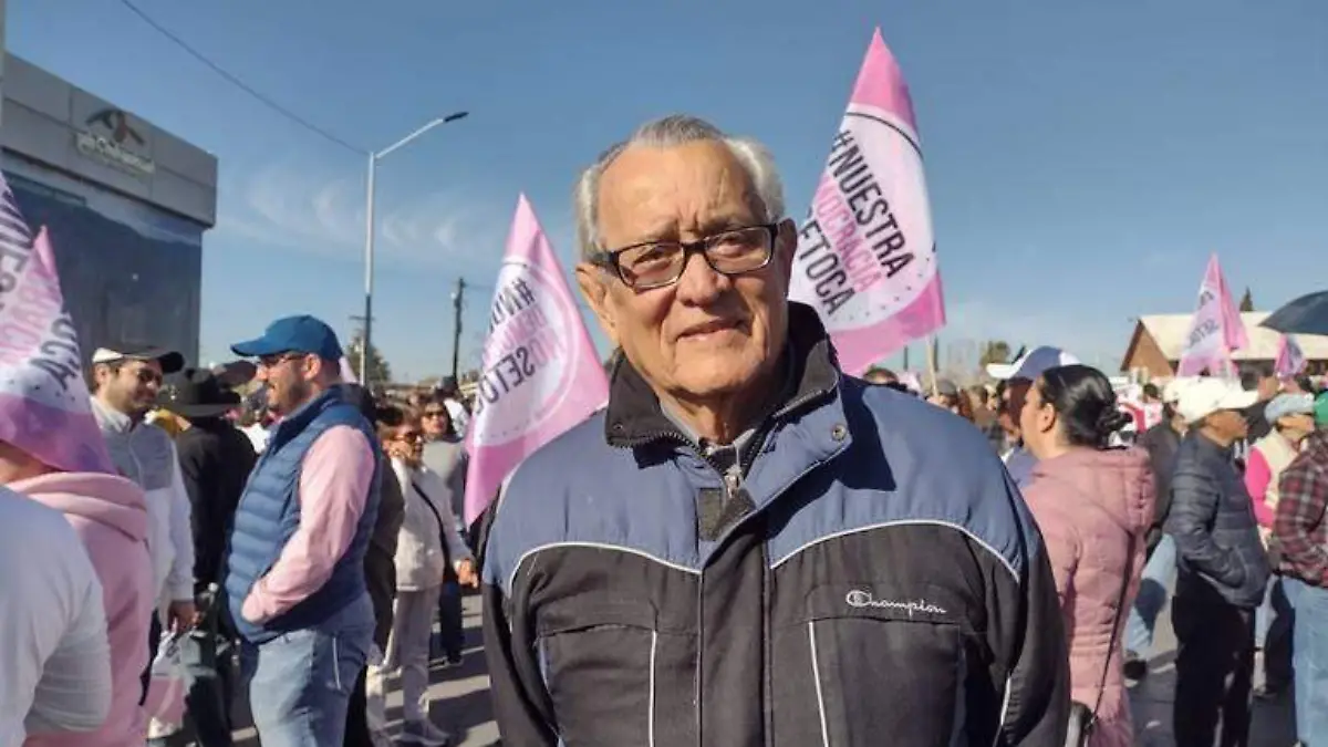 Fernando Baeza exgobernador en marcha x democracia