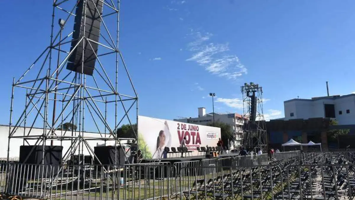 Mitin Claudia Sheinbaum CUU