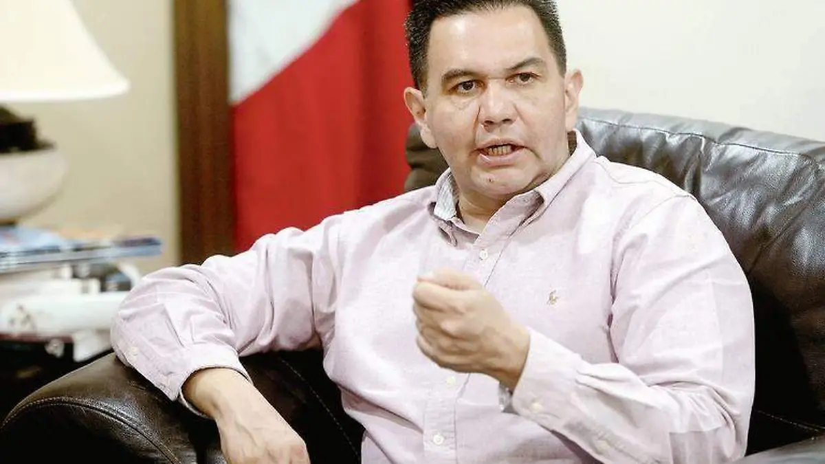 Cruz perez cuellar  (120)