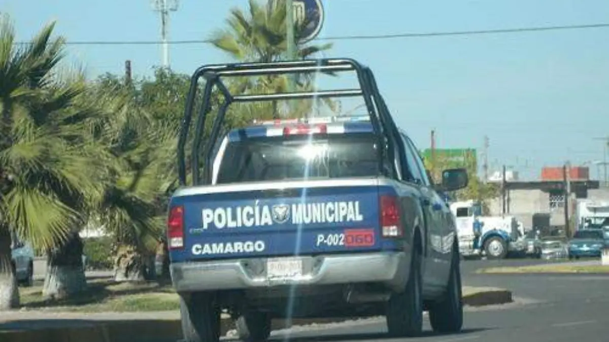 PERDIO A SU HIJA