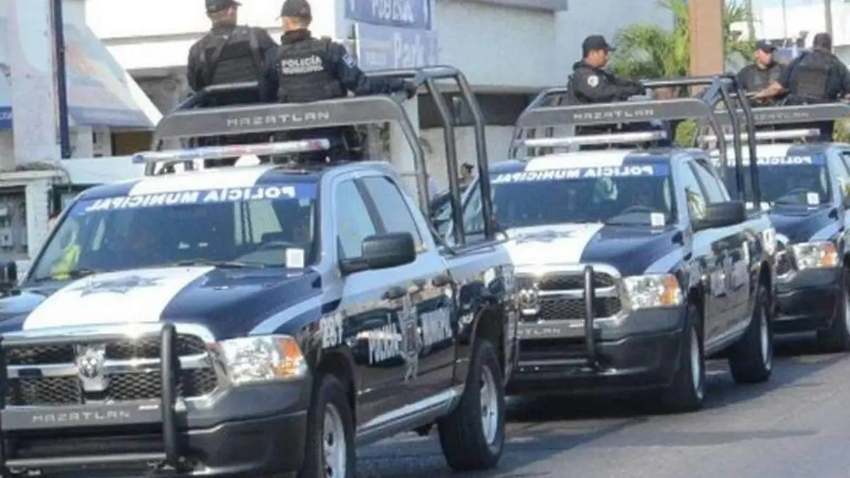 Policías