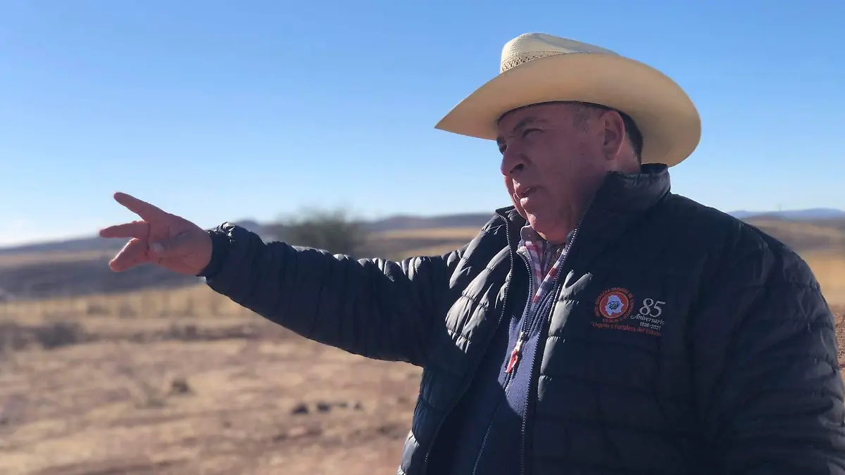 GANADERO FOTO LUIS ( JORGE chávez rodriguez. delegado de la asociación de productores ganaderos de leche )