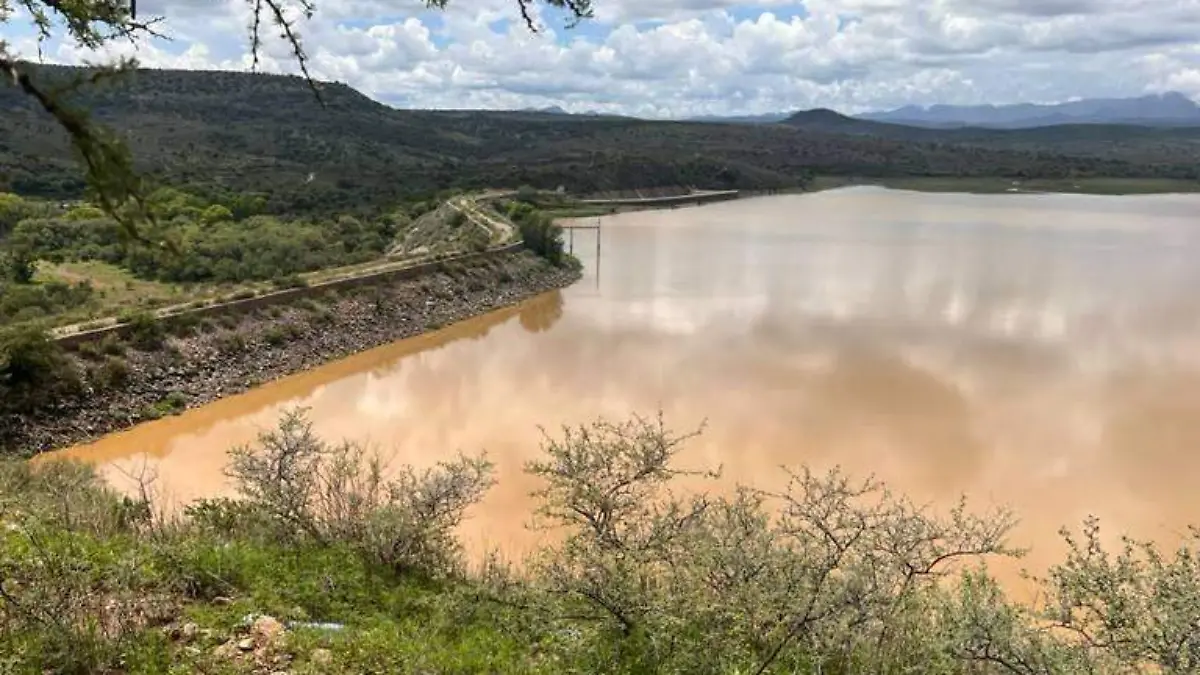 AGUA 1 FOTO LORENZO GUTIERREZ