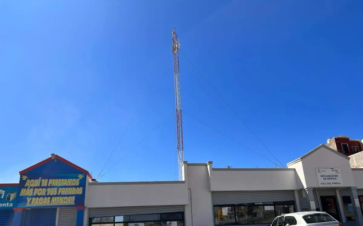 Antena Vandalizada 1