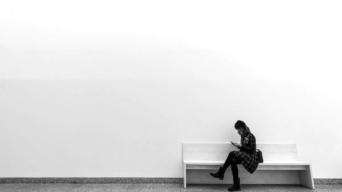 women-gdb616f4bb_1920