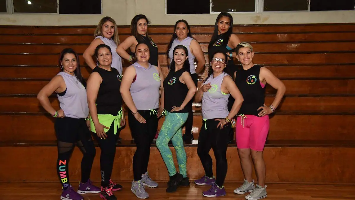 ZUMBA Esther Barreto Miriam Hernandez Yesica franco Chefy  Cordero Natalia Estupinan Andrea Caro